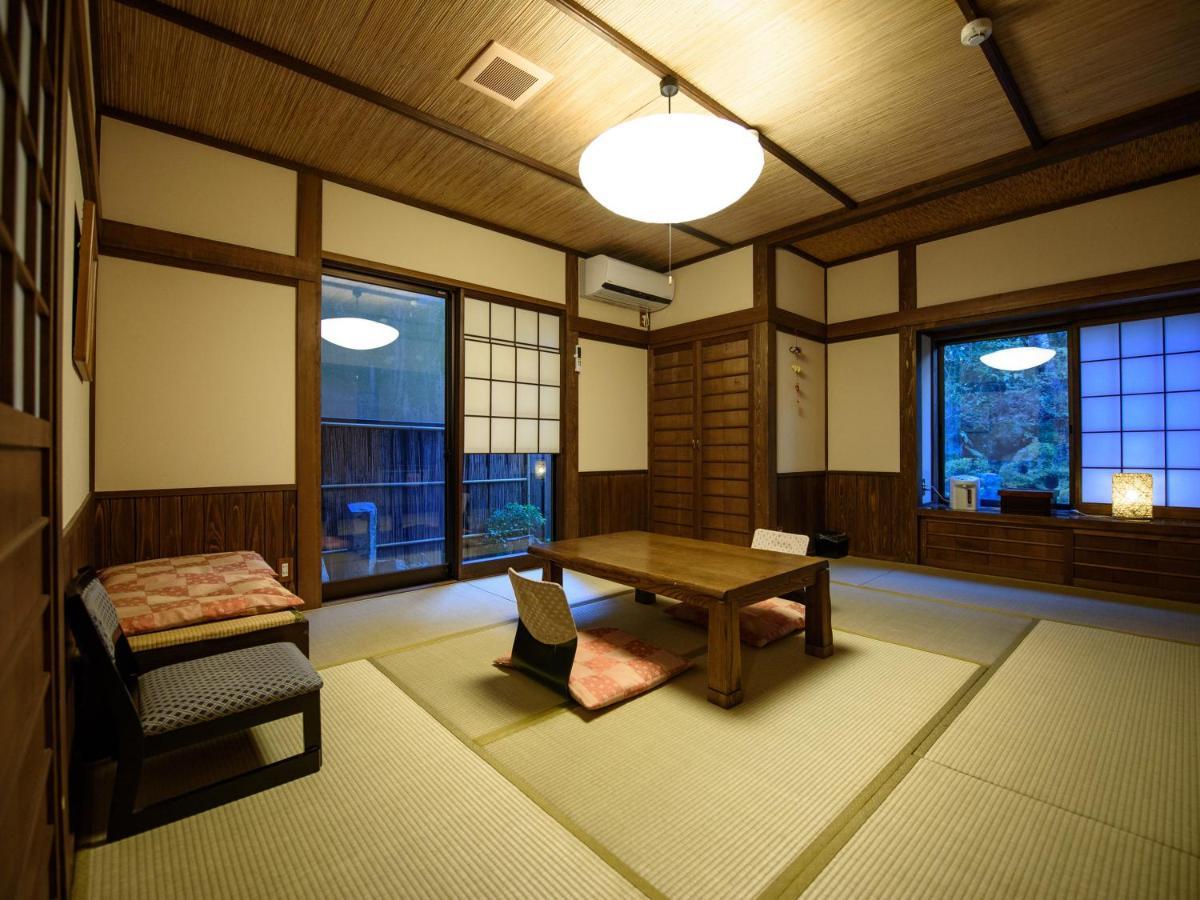 Hotel Yunohira Kamiyanagiya Yufu Zewnętrze zdjęcie