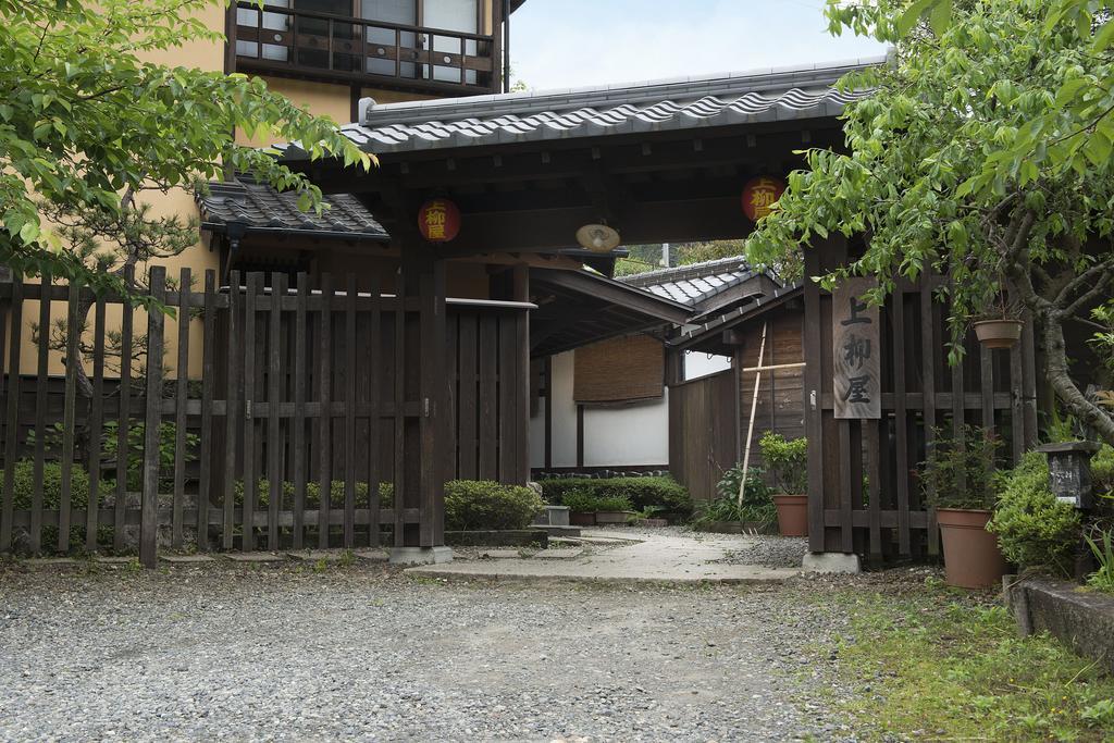 Hotel Yunohira Kamiyanagiya Yufu Zewnętrze zdjęcie