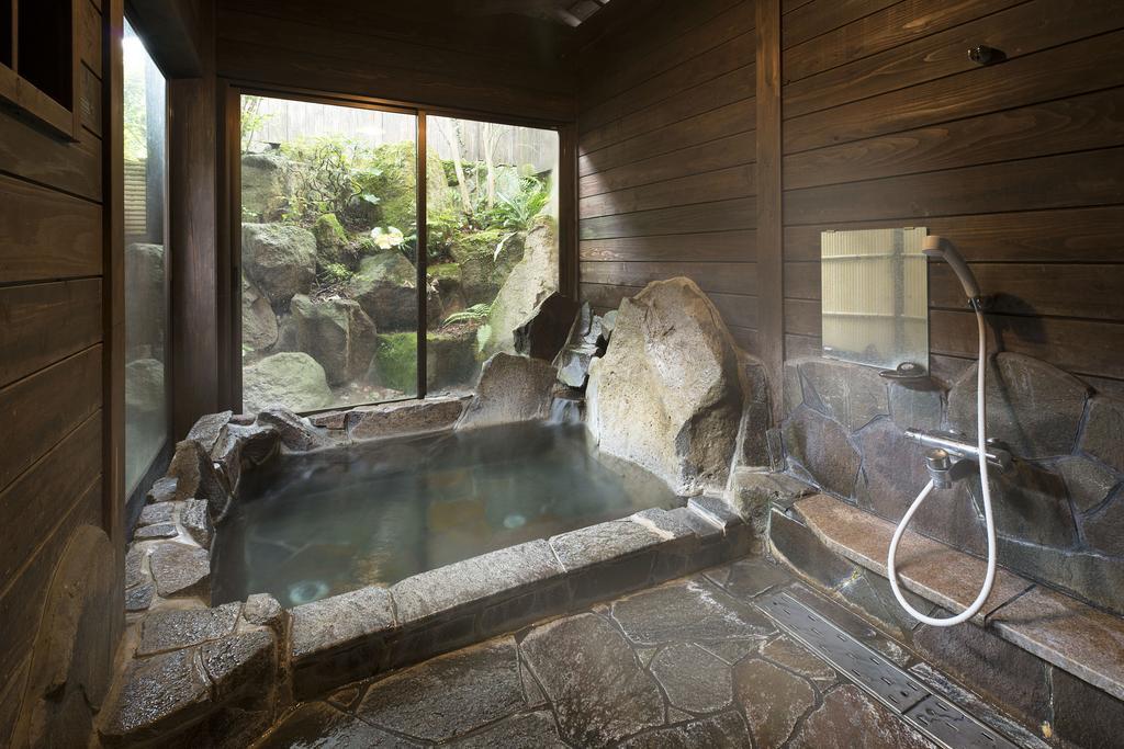 Hotel Yunohira Kamiyanagiya Yufu Zewnętrze zdjęcie