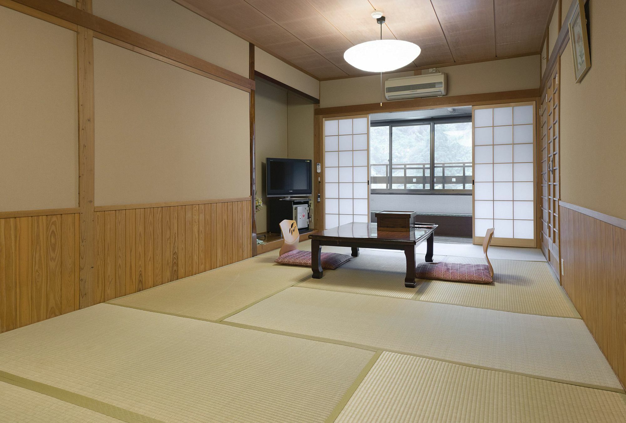 Hotel Yunohira Kamiyanagiya Yufu Zewnętrze zdjęcie
